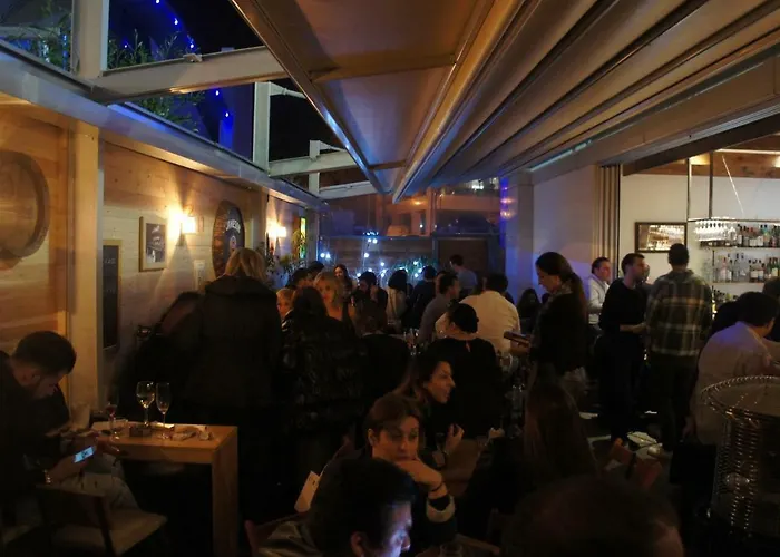 Glabur - The Cozy 2 Bdr - City, Free Parking & Wifi, Welcomes You!!! * Nikósie